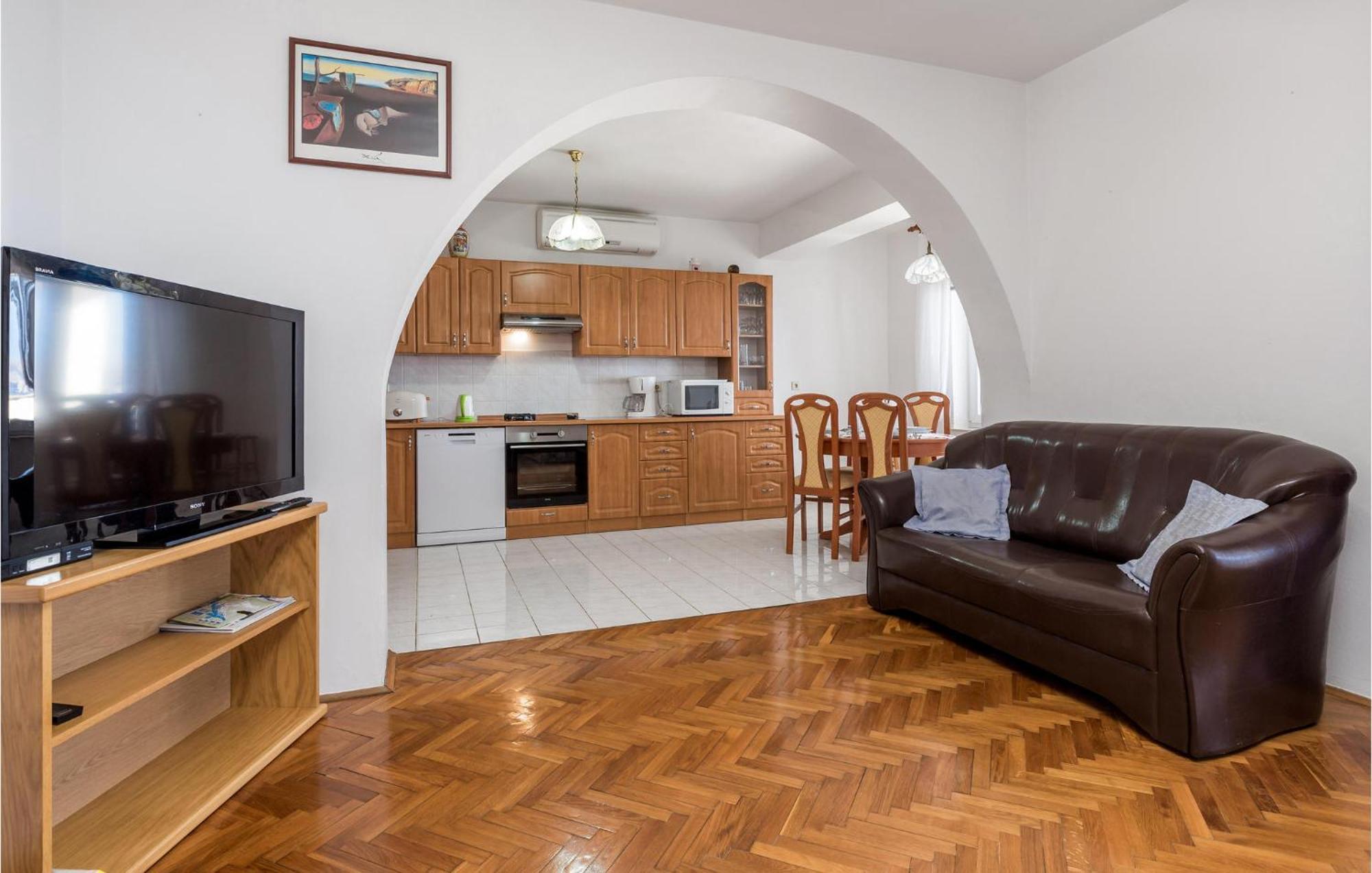 Nice Apartment In Sv,Juraj With Kitchen Sveti Juraj Zewnętrze zdjęcie
